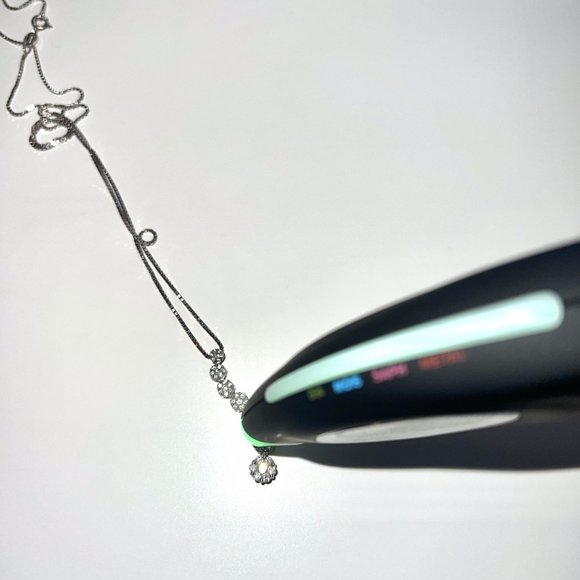 14k White Gold Diamond Necklace - Picture 4 of 4